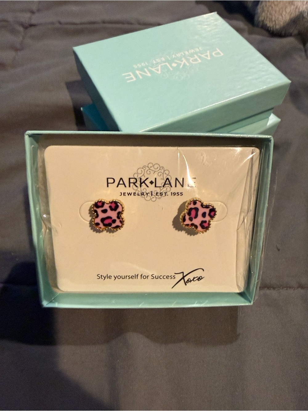 Park Lane Gold-Edged Pink Leopard Print Stud Earrings - Picture 1 of 1